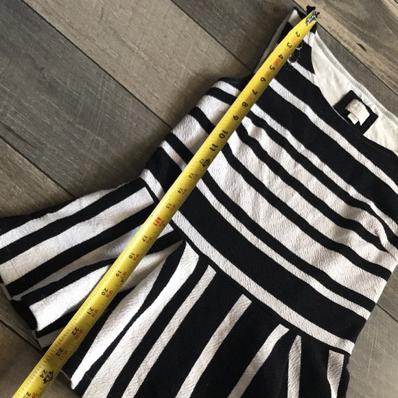 Anthro Postmark Antonia Striped Sleeveless Top - Picture 8 of 9